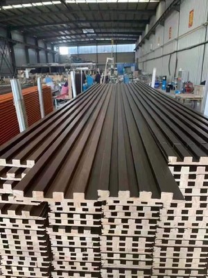 北京東城廠家實(shí)木格柵背景墻 五金交電領(lǐng)域的匠心之選